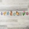 Lente slinger - Paasslinger printable. Lente slinger maken. Paasslinger maken. Thema lente thuis, op school en op de crèche. Kuikentje, konijntje, baby eendje, tulp, 5 verschillende kleuren paaseieren.