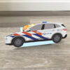Politie auto traktatie doosjes - Printable. Traktatie politie zelf maken. Cupcake traktatie. Appelmoes traktatie. Fruit traktatie. Popcorn traktatie. Gezonde traktatie. Politie traktatie bakjes maken.
