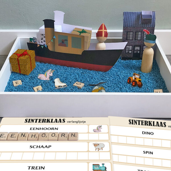 Sensorisch spel Sinterklaas - Printable. Sinterklaas printable. Stempelkaarten. Woordkaarten. Sinterklaas bouwplaten. Bouwplaat stoomboot. Bouwplaat huisje. Bouwplaat cadeaudoosjes. Mijter, pietenmutsen voor pegdolls.
