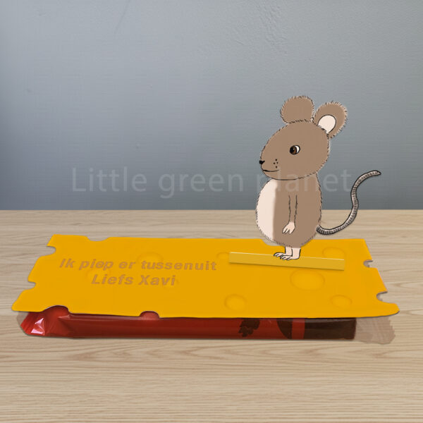 Afscheidstraktatie Ik piep er tussenuit - Muis op gatenkaas - Traktatie printable voor ontbijtkoek. Ontbijtkoek traktatie. Muis traktatie. Afscheid creche. Afscheid kdv.
