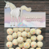 Unicorn poep traktatie label – Printable. Unicorn poep traktatie printable. Unicorn poepjes. Regenboog traktatie. Eenhoorn poep traktatie. Regenboog kruidnoten, witte pepernoten