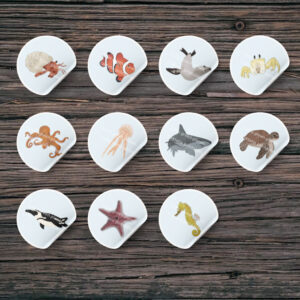 Zeedieren sluitstickers – 4 cm ronde stickers – Avery L3415‑10 – Printable. Traktatie stickers zeedieren. Onderwaterwereld thema. Strand traktatie. Zomer traktatie. Oceaan dieren stickers.