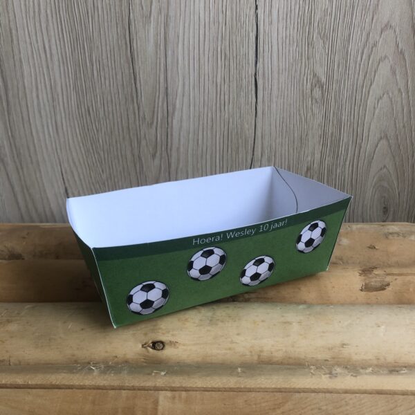Voetbal traktatie bakje - Printable. Traktatie voetbal. Traktatie printable. Traktatie diy. Traktatie maken.